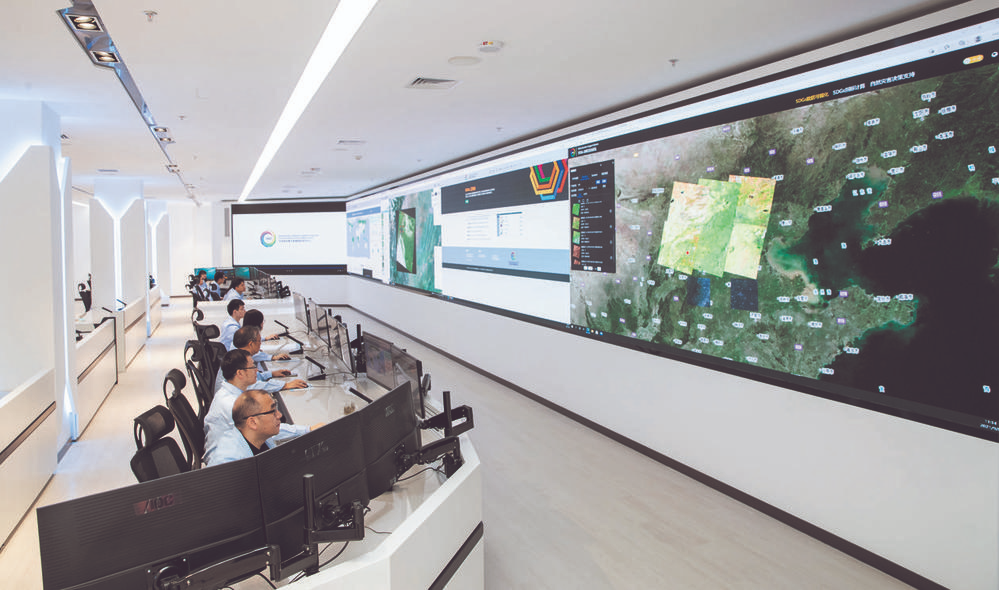 新基建、商圈裸眼3D，2022年顯示市場第二增長曲線？